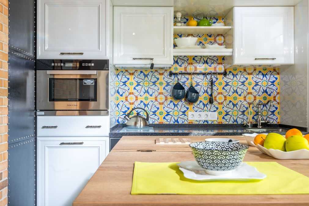 Ці 6 місць на кухні, брудніші, ніж здаються: всі постійно про них забувають