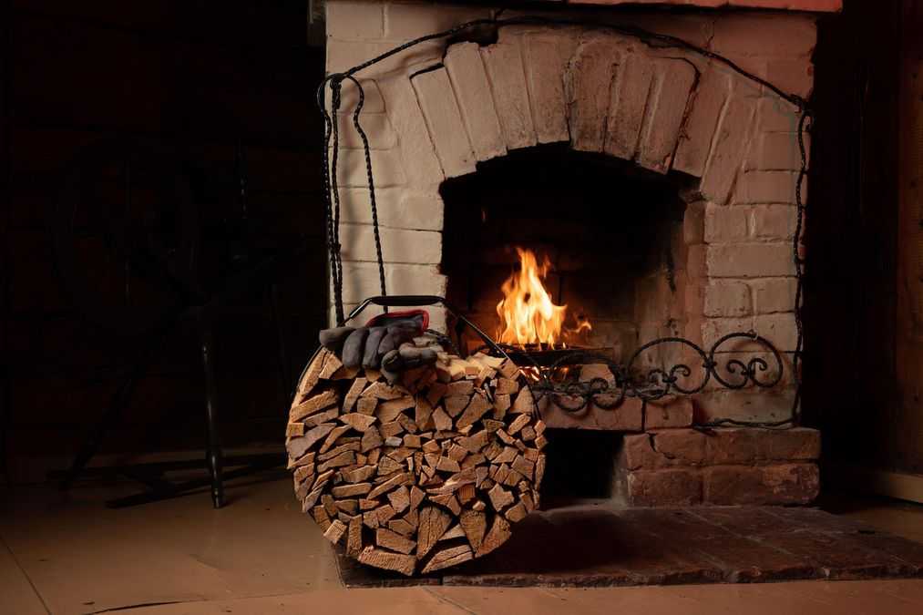 Які дрова кращі для опалення: найвище тепло, найменше зусиль