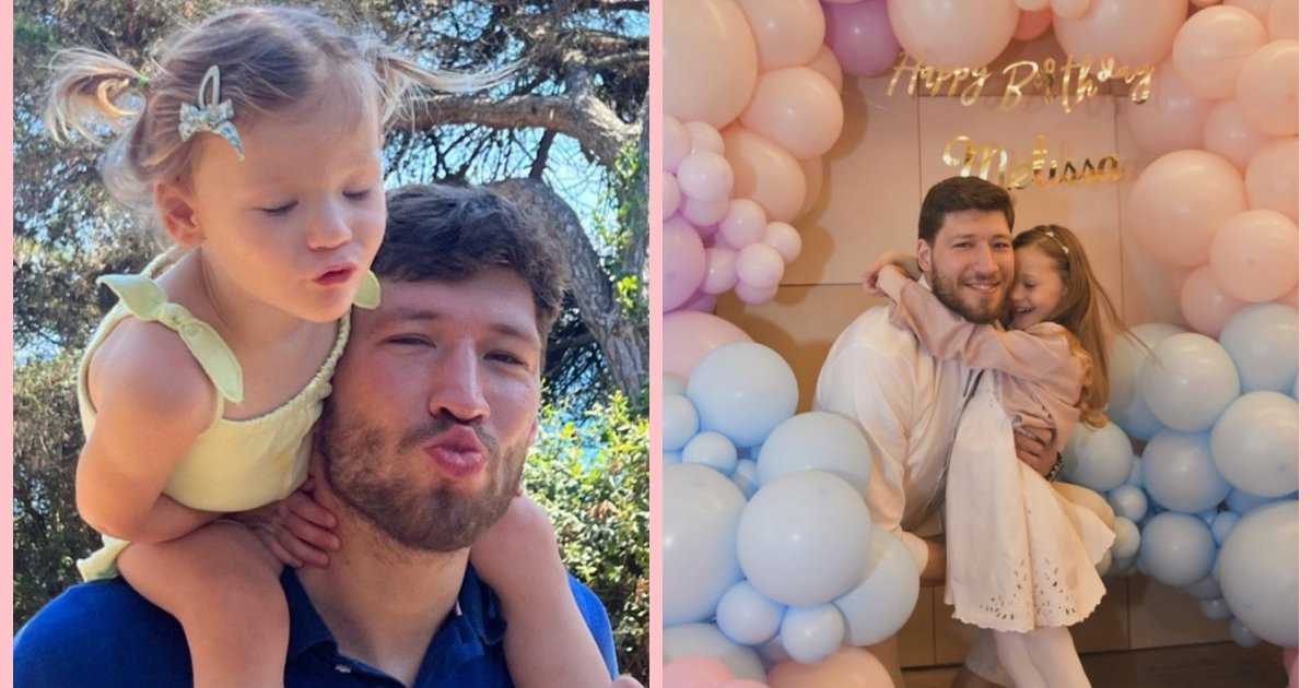 Ось кілька варіантів унікальних назв, довжиною до 160 символів, без тегу “strong”:

“Холостяк” Кравцов показав зворушливе відео з донечкою: мережа в захваті від її краси
Кравцов, зірка “Холостяка”, підкорив мережу милим відео з донькою: шанувальники зачаровані
Як виглядає донечка “Холостяка” Кравцова? Зворушливе відео з донькою підкорило серця
“Холостяк” Кравцов та його донечка: миле відео, що розтопило мережу
Замилування мережі: “Холостяк” Кравцов опублікував відео з донечкою, яка викликала фурор
“Холостяк” Кравцов показав свою маленьку принцесу: зворушливе відео з донькою підкорило інтернет
